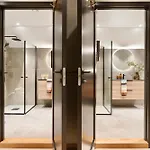 Luxurious In The Heart Of With Private Parking Willa