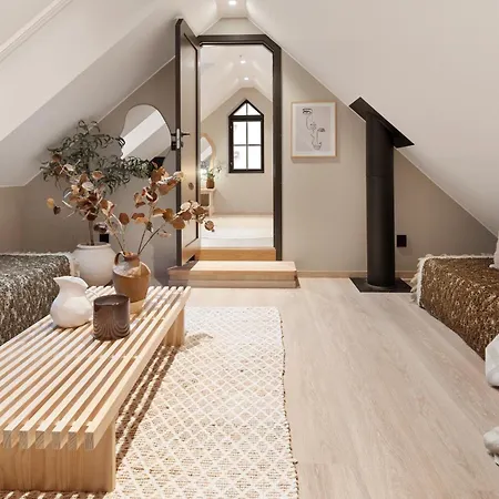 Luxurious In The Heart Of With Private Parking