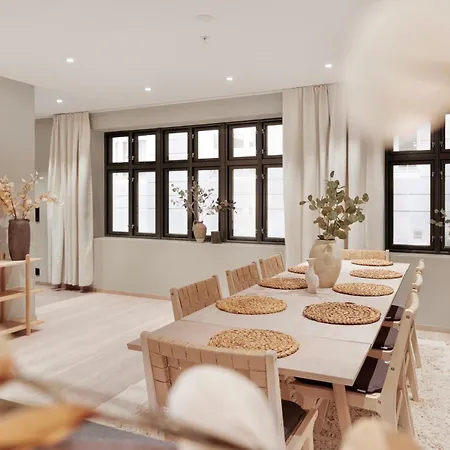 Luxurious In The Heart Of With Private Parking Villa *