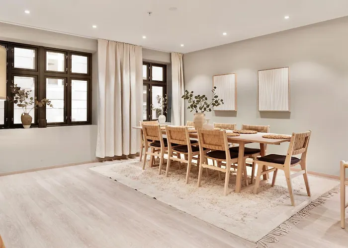 Вилла Luxurious In The Heart Of With Private Parking Берген