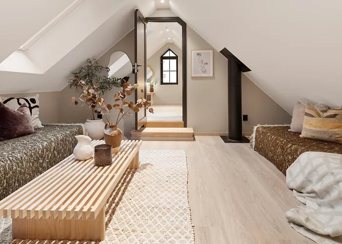 Luxurious In The Heart Of With Private Parking