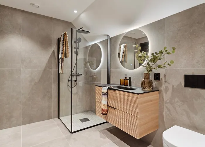 Luxurious In The Heart Of With Private Parking Bergen