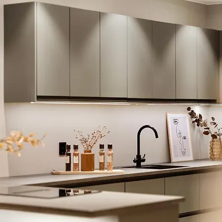 Luxurious In The Heart Of With Private Parking * 卑爾根