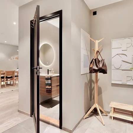 别墅 Luxurious In The Heart Of With Private Parking *