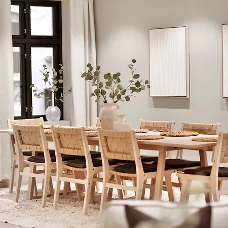 别墅 Luxurious In The Heart Of With Private Parking *